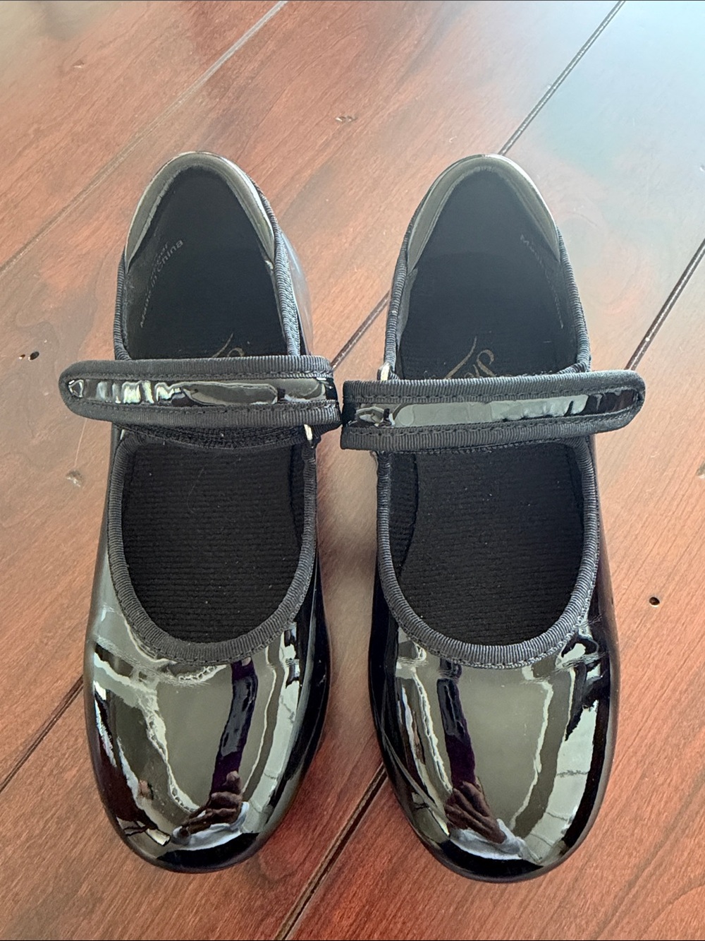 Girls Stelle size 12 tap shoes